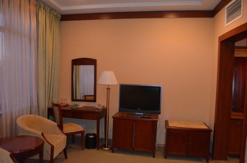Astana Park Hotel Quarto foto